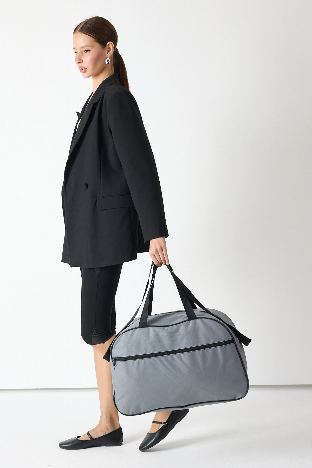 Unisex Gri Önü Fermuarlı Seyehat ve Spor Çantası