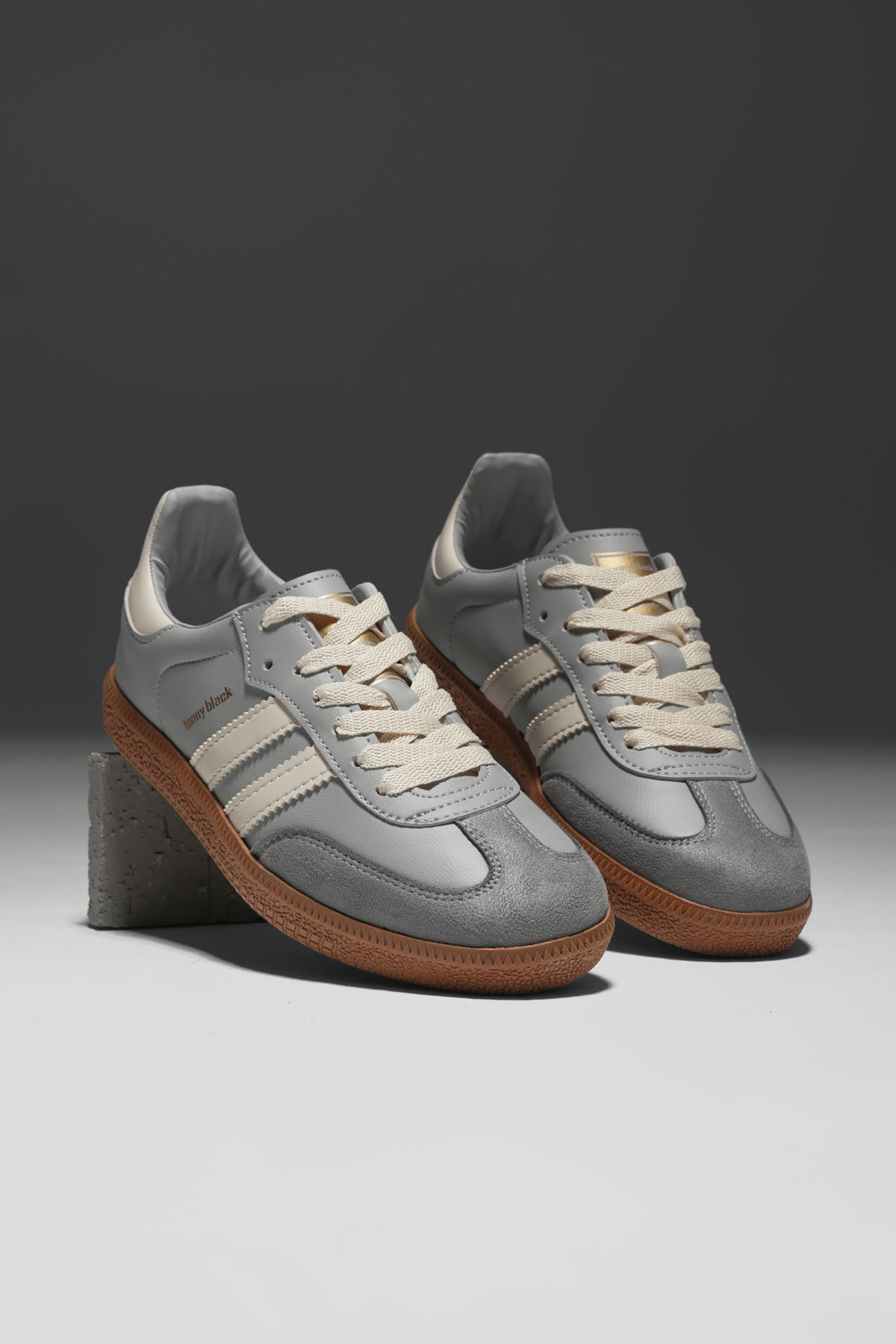 Unisex Gri Termo Taban Yanı Şeritli Bağcıklı Spor Ayakkabı