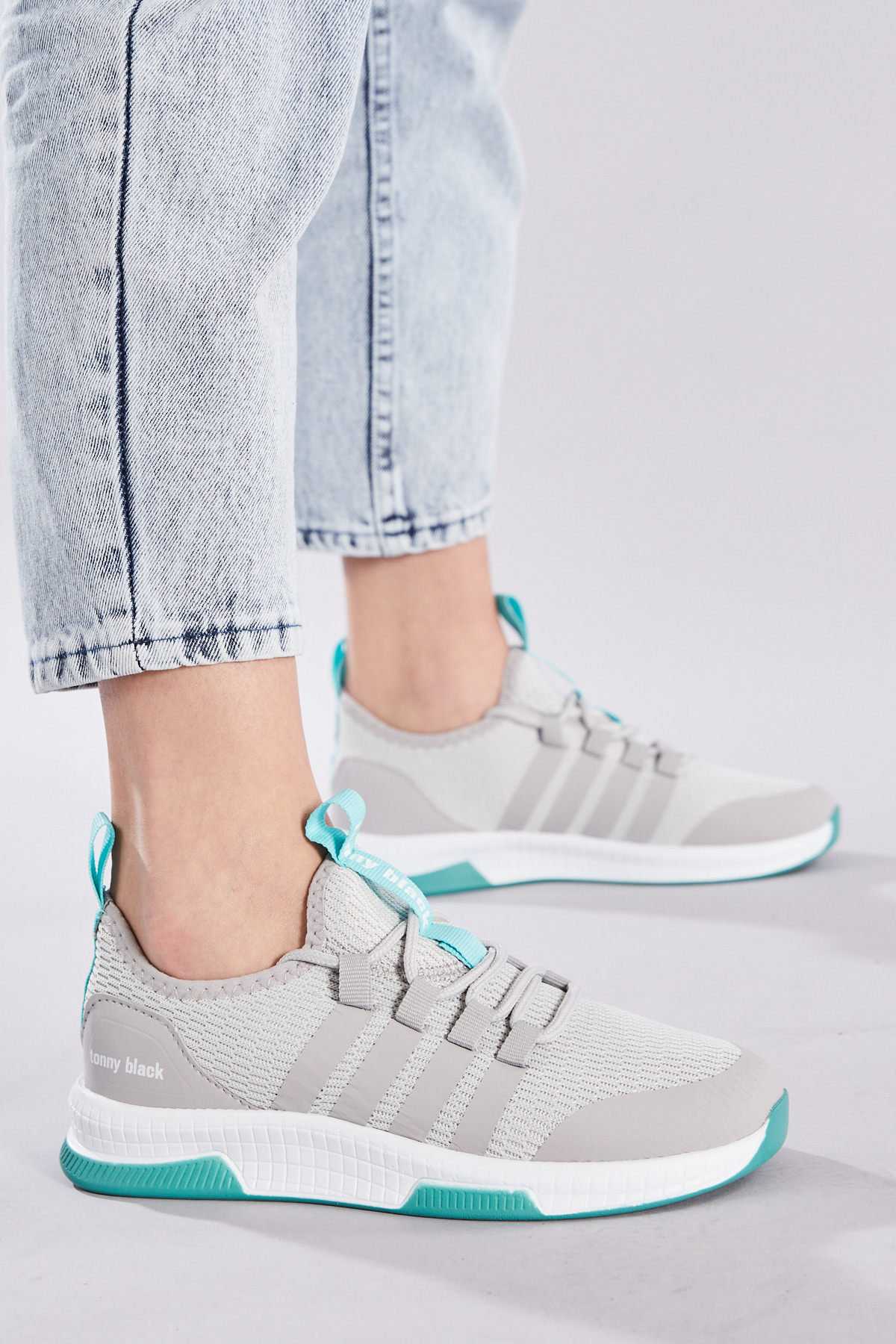 Unisex Gri Yeşil Rahat Kalıp Şeritli Bağcıklı Spor Ayakkabı