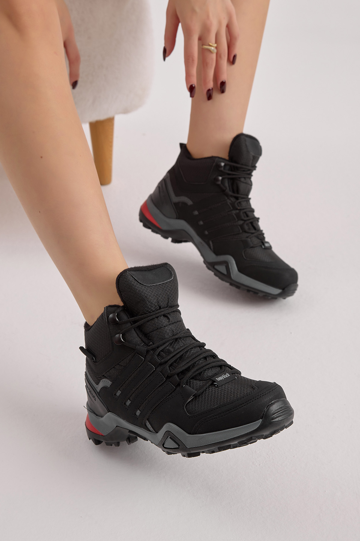 Unisex Siyah Füme Rahat Kalıp Yanı Şerit Detaylı Bağcıklı Trekking Bot