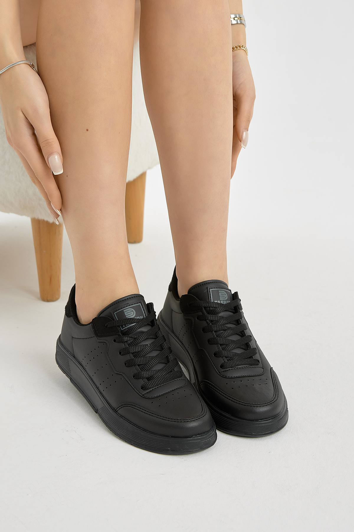 Unisex Siyah Hafif Faylon Taban Bağcıklı Günlük Spor Ayakkabı