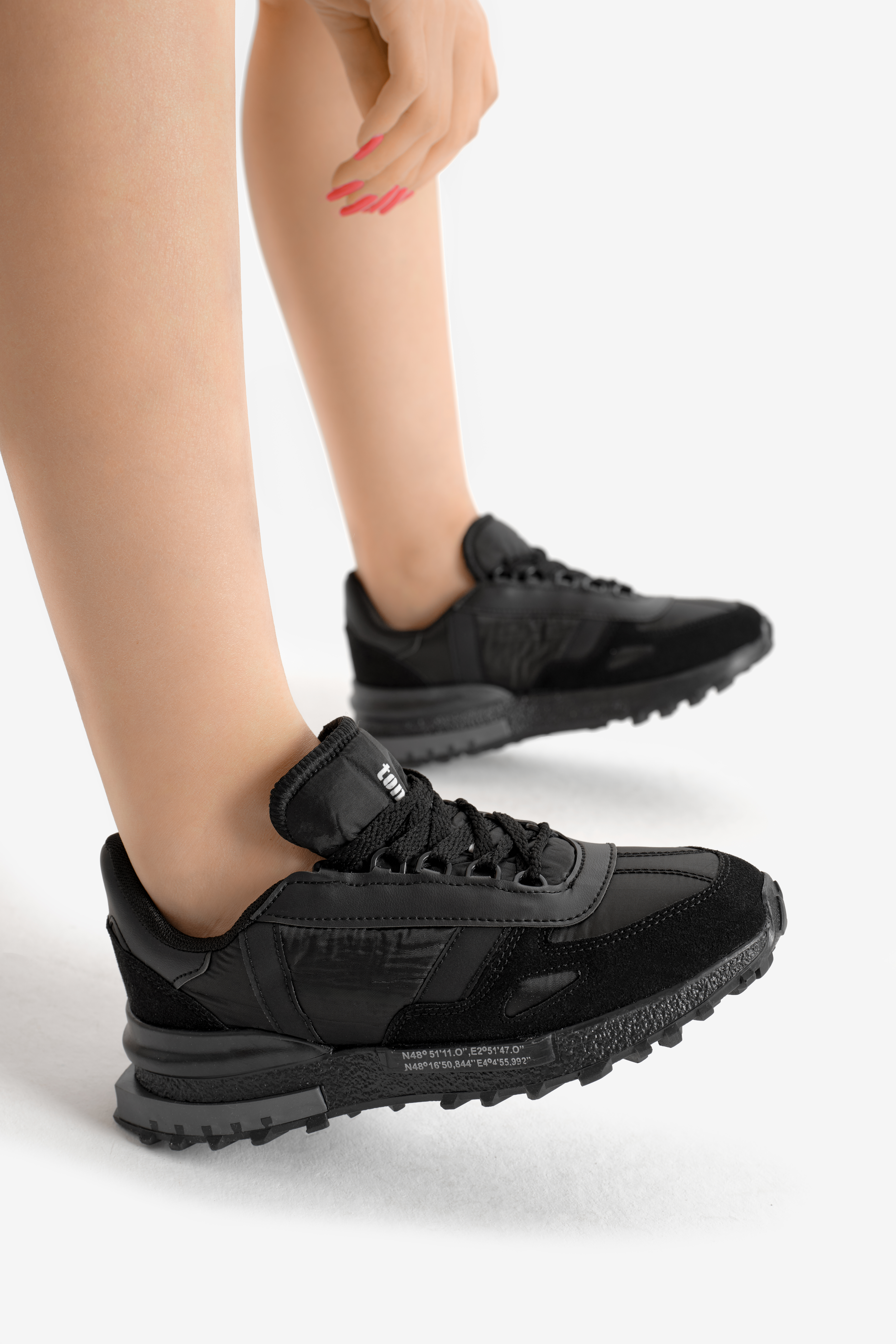 Unisex Siyah Kalın Termo Taban Yazı Detaylı Retro Stil Günlük Spor Ayakkabı