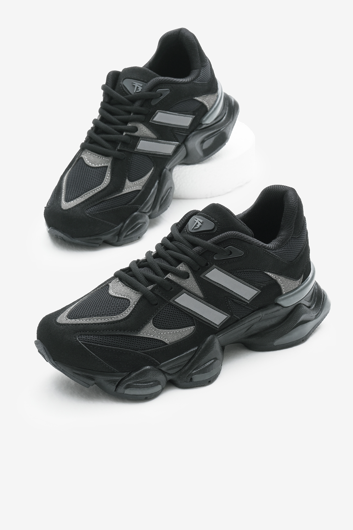 Unisex Siyah Poli Taban Anorak Desenli Yüksek Taban Bağcıklı Spor Ayakkabı