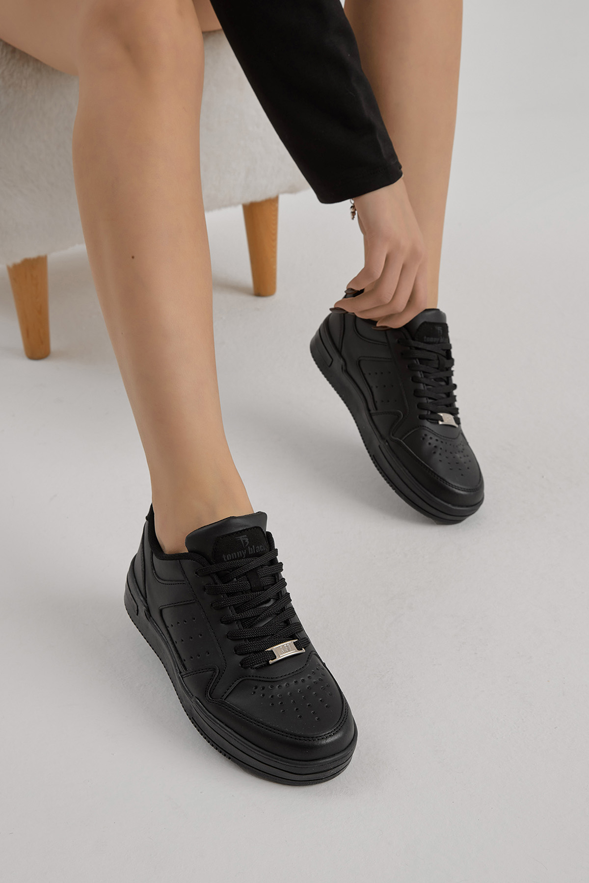 Unisex Siyah Termo Taban Bağcıklı Günlük Spor Ayakkabı