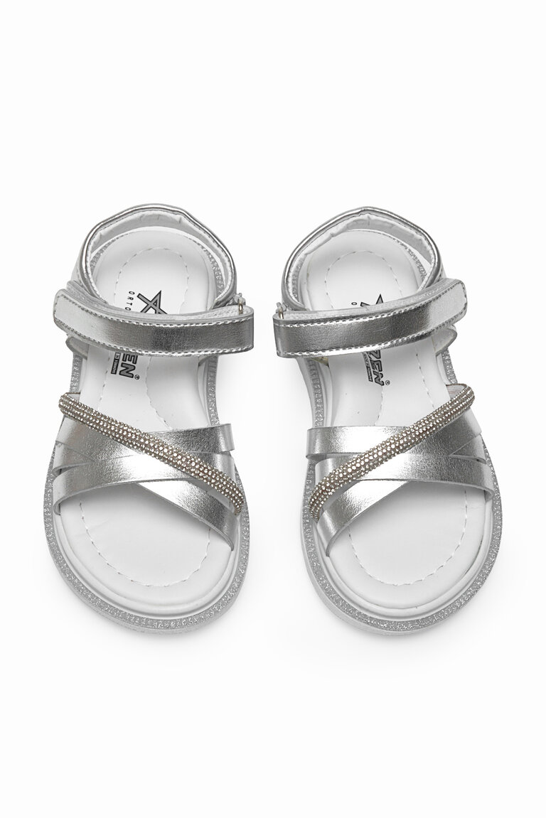 Çocuk Unisex Gümüş Çoçuk Çarpraz Bağlı Sandalet