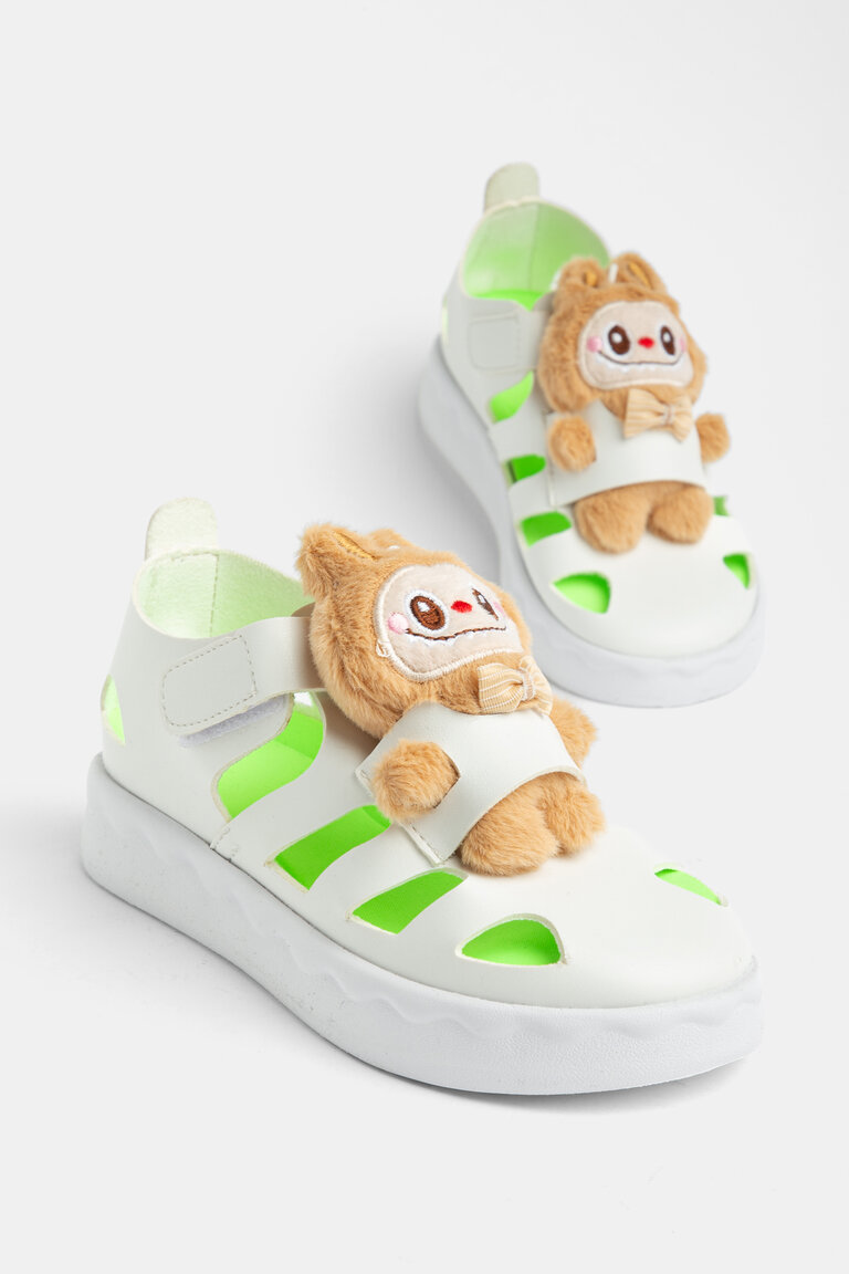 Çocuk Unisex Beyaz Hafif Taban Ayıcık Detaylı Cırtlı Sandalet