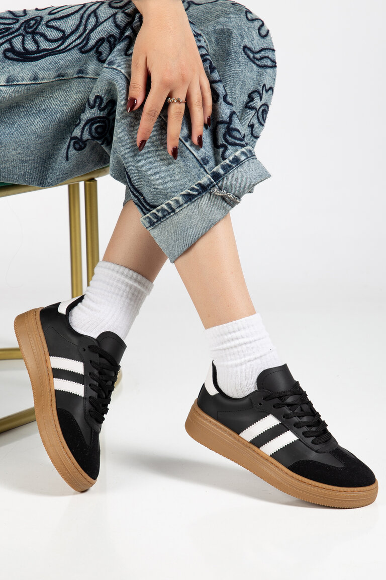 Kadın Siyah Kadın Rahat Kalıp Yumuşak Deri Sneaker