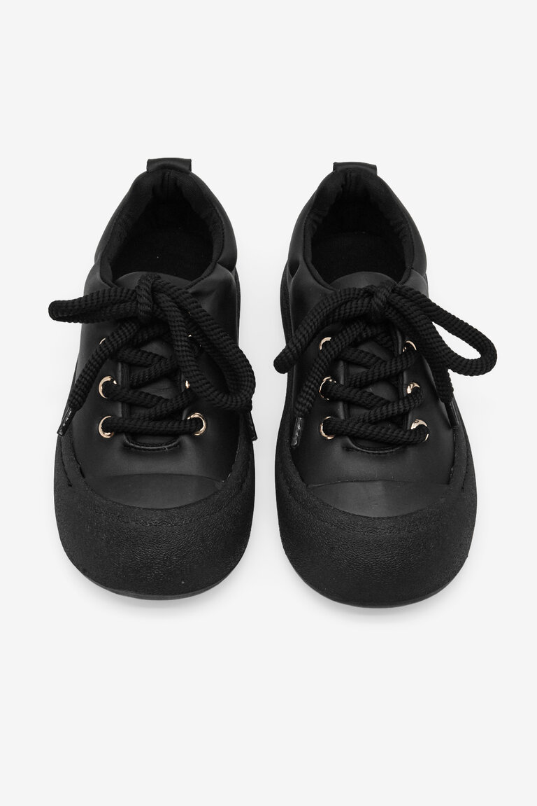 Kadın Siyah Rahat Kalıp Kauçuk Taban Bağcıklı Sneaker
