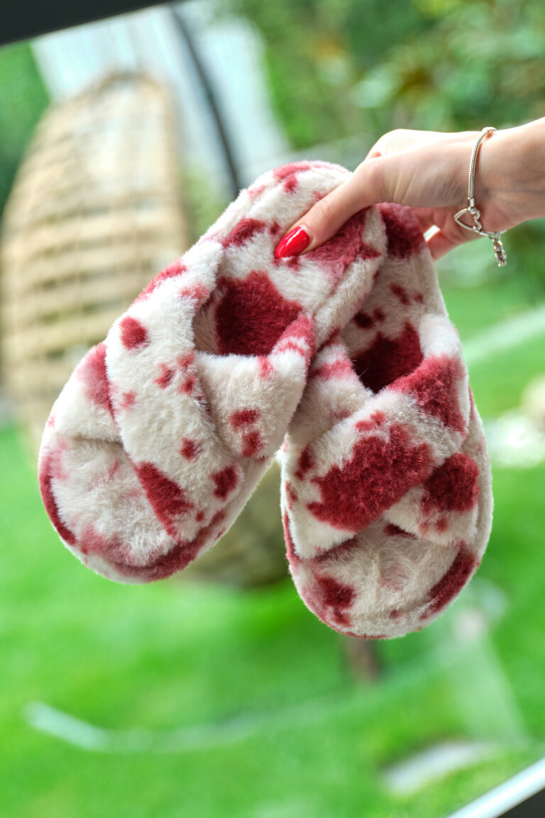 Kadın Bordo Desenli Peluş Çapraz Ev Terliği