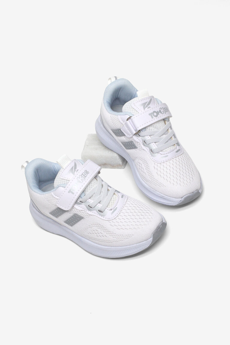 Çocuk Unisex Beyaz Gümüş Rahat Kalıp Nefes Alabilen Cırtlı Bağcıklı Sneaker