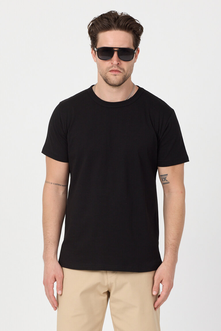Erkek Siyah Normal Kalıp Rahat  Basic T-Shirt