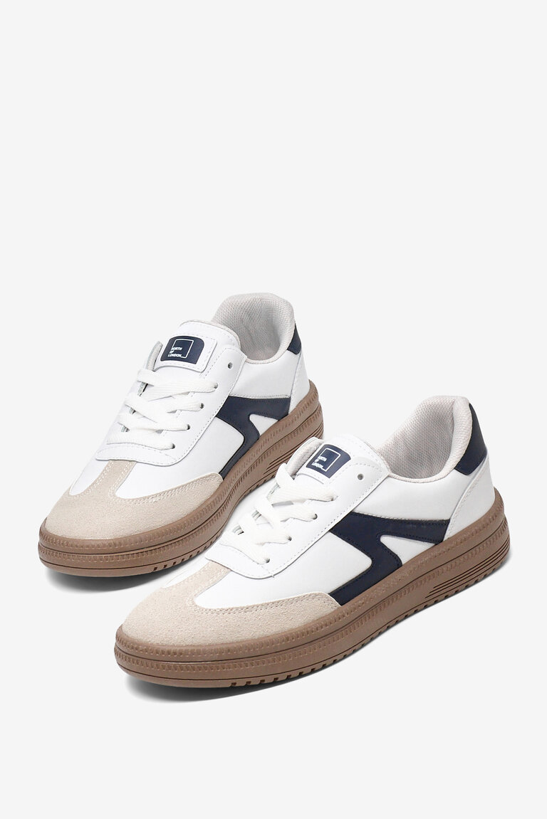 Kadın Beyaz Lacivert Rahat Kalıp Kauçuk Taban Bağcıklı Sneaker