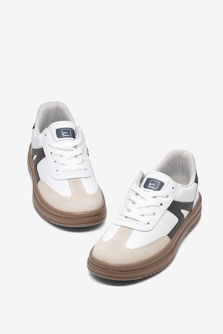 Kadın Beyaz Füme Rahat Kalıp Kauçuk Taban Bağcıklı Sneaker