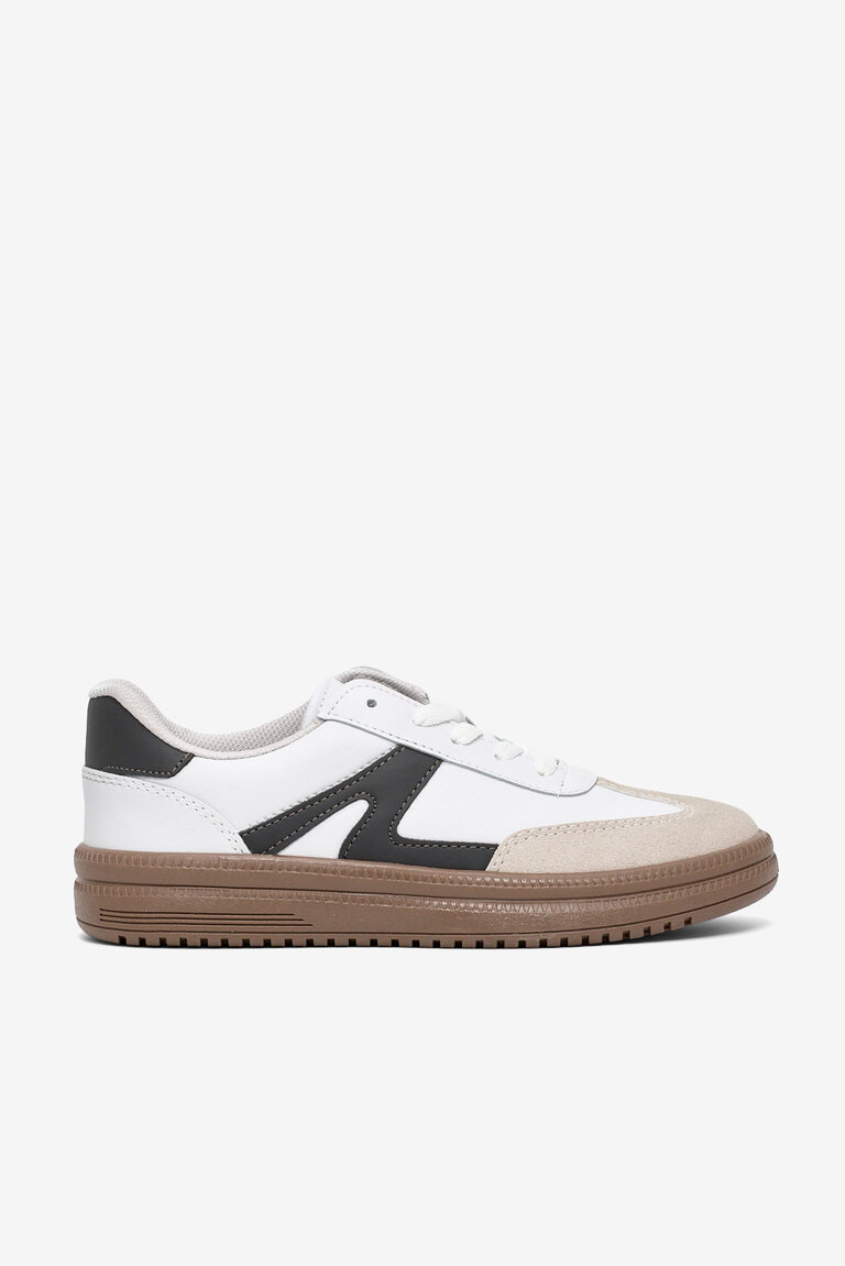 Kadın Beyaz Füme Rahat Kalıp Kauçuk Taban Bağcıklı Sneaker